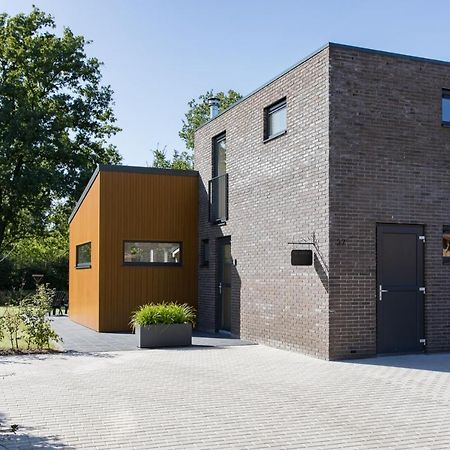 Vakantiehuis Eikzicht Gelegen Aan Het Bos Elsloo  Ngoại thất bức ảnh